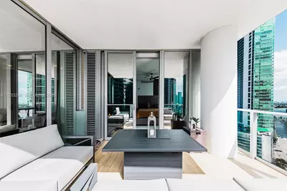 851 NE 1st Ave #2111, Miami, FL 33132 - Photo 24