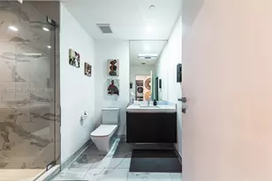 851 NE 1st Ave, Miami, FL 33132 - Photo 20