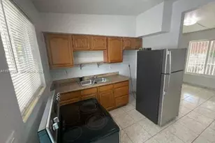 1261 NW 24th St, Miami, FL 33142 - Photo 14