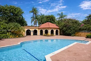 15650 SW 80th St, Miami, FL 33193 - Photo 4