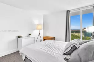 100 Bayview Dr, Sunny Isles Beach, FL 33160 - Photo 12