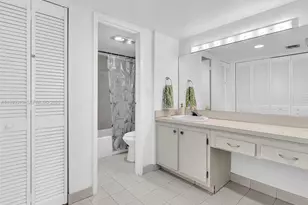 100 Bayview Dr, Sunny Isles Beach, FL 33160 - Photo 16