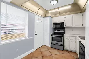 1300 NE 191st St, Miami, FL 33179 - Photo 8