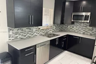 2971 SW 35th Ave, Miami, FL 33133 - Photo 2