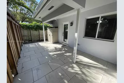 2971 SW 35th Ave #Front, Miami, FL 33133 - Photo 12