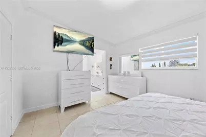 3502 W 72nd St, Hialeah, FL 33018 - Photo 24