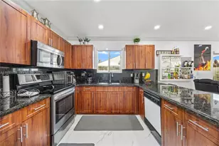 3502 W 72nd St, Hialeah, FL 33018 - Photo 10