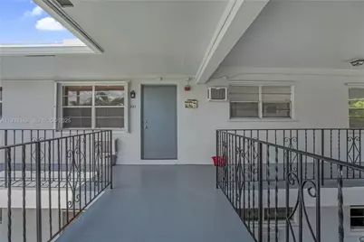 [Address not provided], Pembroke Pines, FL 33024 - Photo 18