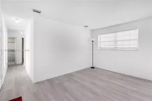 1090 NW 24th Ct, Miami, FL 33125 - Photo 6