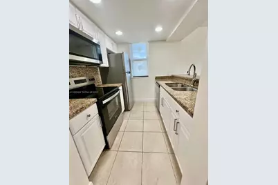 8180 Geneva Ct #531, Doral, FL 33166 - Photo 14