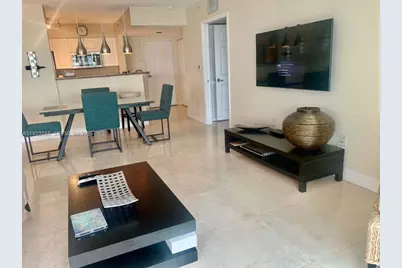 1155 Brickell Bay Dr #705, Miami, FL 33131 - Photo 6