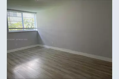 8893 Fontainebleau Blvd #103, Miami, FL 33172 - Photo 6