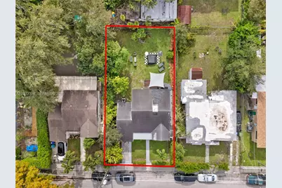 272 NW 42nd St, Miami, FL 33127 - Photo 22