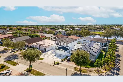 15486 SW 23rd Ln, Miami, FL 33185 - Photo 2