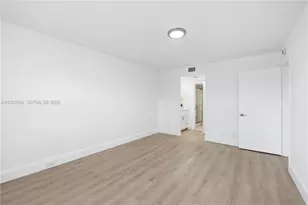 1101 SW 128th Terrace, Pembroke Pines, FL 33027 - Photo 14