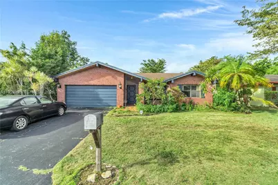 7545 NW 99th Ave, Tamarac, FL 33321 - Photo 1