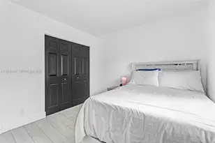 1105 Lake Shore Dr, Lake Park, FL 33403 - Photo 18