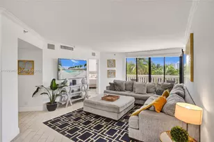 1000 E Island Blvd, Aventura, FL 33160 - Photo 1