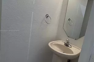 10721 NW 81st Ln, Doral, FL 33178 - Photo 22