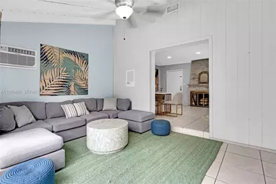 437 NE 107th St, Miami, FL 33161 - Photo 8