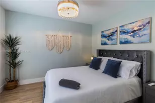 437 NE 107th St, Miami, FL 33161 - Photo 14