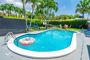 437 NE 107th St, Miami, FL 33161 - Photo 36