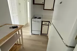 251 172nd St, Sunny Isles Beach, FL 33160 - Photo 8