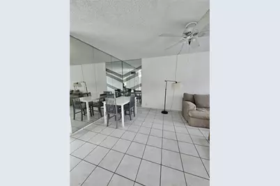 1001 SE 16th St #1, Fort Lauderdale, FL 33316 - Photo 2