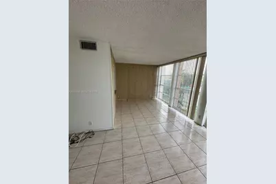 2101 Atlantic Shores Blvd #312, Hallandale Beach, FL 33009 - Photo 2