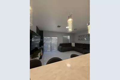 10598 W 33rd Ct, Hialeah, FL 33018 - Photo 6