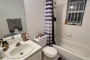 20107 NW 27th Cir, Miami Gardens, FL 33056 - Photo 26