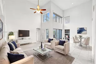 1046 Satinleaf St, Hollywood, FL 33019 - Photo 1