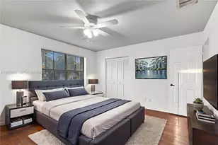 1046 Satinleaf St, Hollywood, FL 33019 - Photo 12