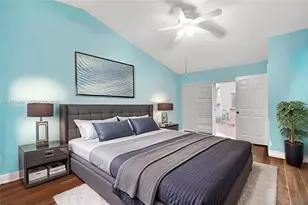 1046 Satinleaf St, Hollywood, FL 33019 - Photo 6