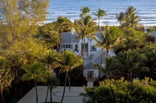 43 N Beach Rd, Jupiter Island, FL 33455 - Photo 1