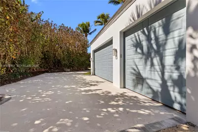 43 N Beach Rd, Jupiter Island, FL 33455 - Photo 96