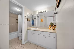 2016 Bay Dr, Miami Beach, FL 33141 - Photo 18