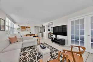 2016 Bay Dr, Miami Beach, FL 33141 - Photo 6