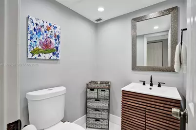 2750 NE 183rd St #2412, Aventura, FL 33160 - Photo 12