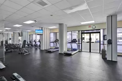 2750 NE 183rd St #2412, Aventura, FL 33160 - Photo 34