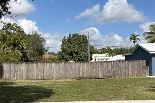 149 Glendale Dr, Miami Springs, FL 33166 - Photo 1