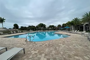 4400 Hillcrest Dr, Hollywood, FL 33021 - Photo 40