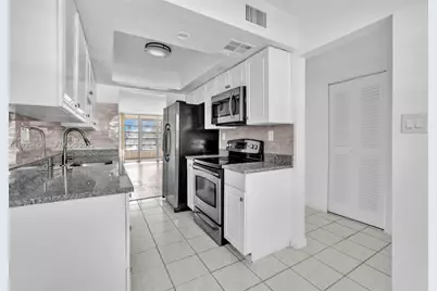 3361 NW 47th Ter #220, Lauderdale Lakes, FL 33319 - Photo 2