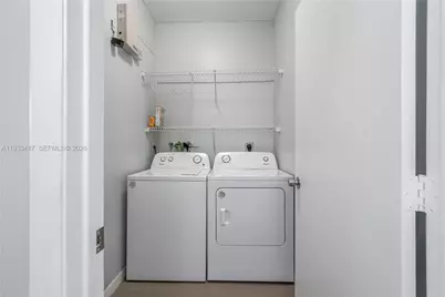 15674 NW 12th Mnr, Pembroke Pines, FL 33028 - Photo 22