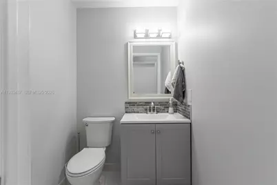 15674 NW 12th Mnr, Pembroke Pines, FL 33028 - Photo 14