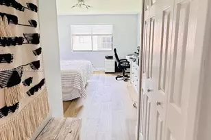 223 Lakeview Dr, Weston, FL 33326 - Photo 20