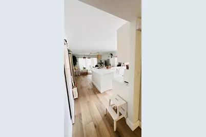 223 Lakeview Dr #204, Weston, FL 33326 - Photo 2
