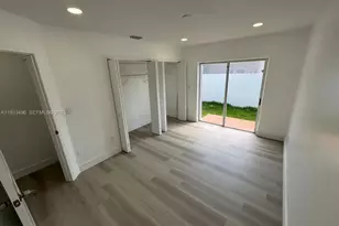 8754 NW 149th Terrace, Miami Lakes, FL 33018 - Photo 10