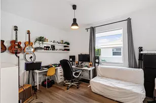 476 NE 5th St, Florida City, FL 33034 - Photo 10