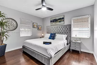 427 NE 107th St #1, Miami, FL 33161 - Photo 30